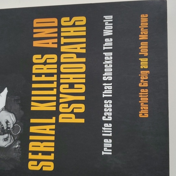 Serial killers and psychopaths Book true life crimes that shocked the world - Picture 2 of 4